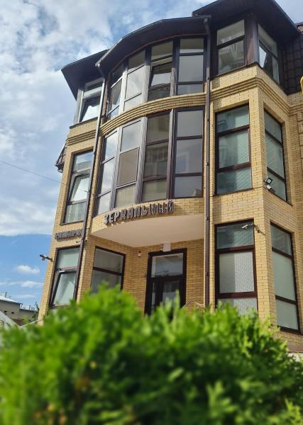 Na Zerkalnom Apartments