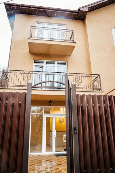 Magiya KMV Guest house