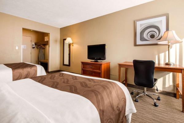 Quality Inn & Suites New Castle, 予約 ホテル New Castle ペンシルベニア州