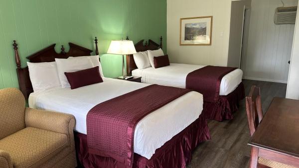 Colonial Inn Franklin, 予約  フランクリン ノースカロライナ州
