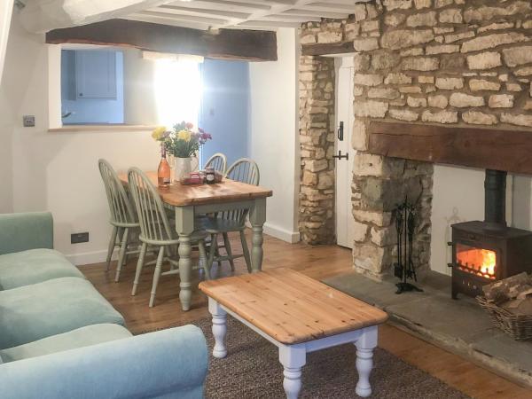 The Street Cottage, 予約 バケーションホーム Uley グラスゴー