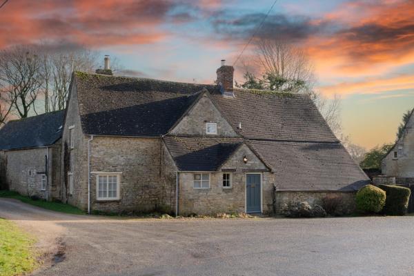 Woodmancote Manor Cottage, 予約 バケーションホーム サイレンセスター グラスゴー