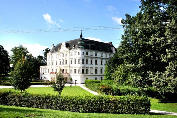 Penzion na zámku Bartošovice, 予約  Novy Jicin Wallachia