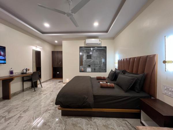 Sabas Tent & Cottages, 予約 ホテル Mahābaleshwar ニューデリー