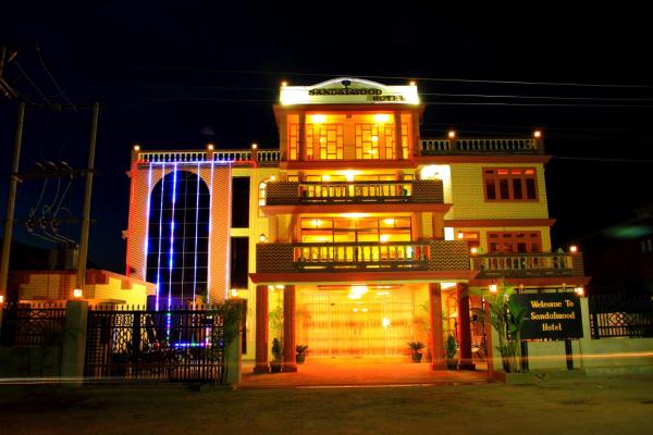 Sandalwood Hotel, 予約 ホテル ヘホ Shan State