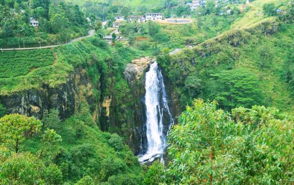 Waterfall Villas Villa 501, 予約  Talawakele Nuwara Eliya District