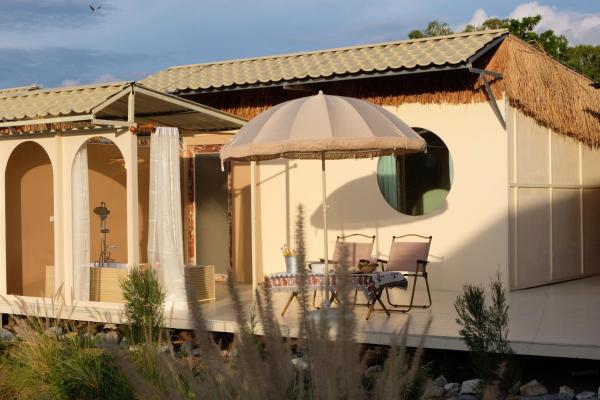 นานาก๋างโต้ง คาเฟ่&Glamping, 予約 キャンプ場 Ban Hua Hin カンチャナブリー県