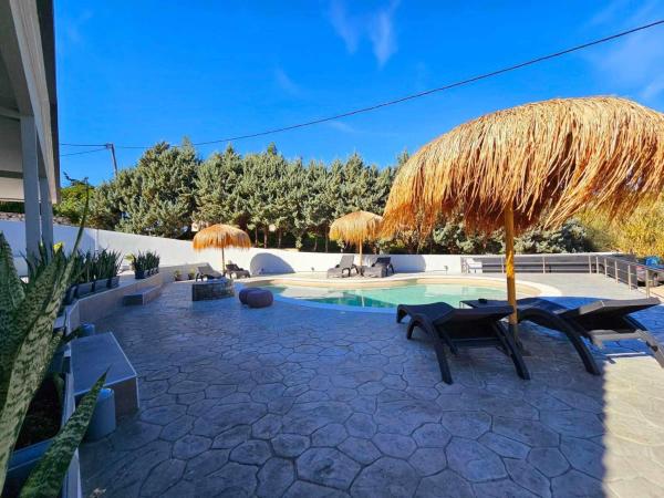 Dream Luxury Apartment Suites, 予約  Pastida ロードスタウン