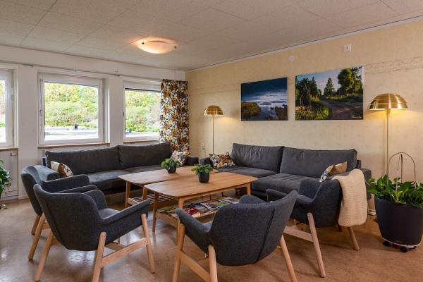 Logi Tuppen, Vandrarhem - Oskarshamns folkhögskola, 予約  オスカルスハムン カルマル, Port of Oskarshamn周辺