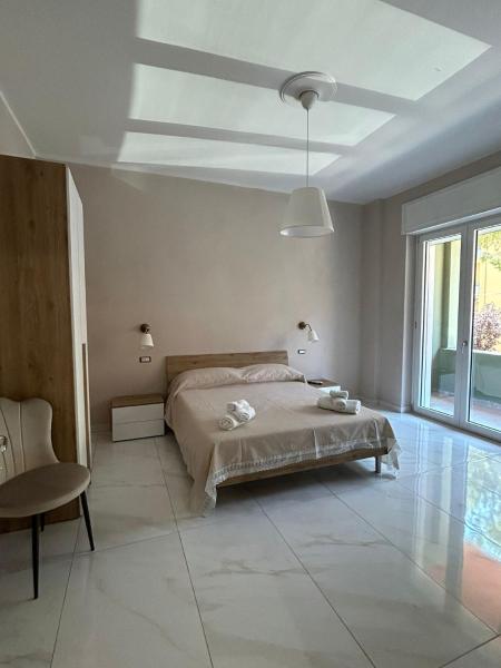 Zara House, 予約 ベッド・アンド・ブレックファースト サレルノ カンパニア州, Provincial Pinacotheca of Salerno周辺