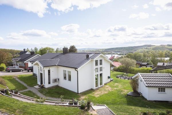 Island Villa in Sundsvall Alnö, 予約  Alnön スンツヴァル
