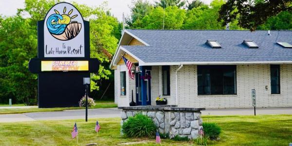 The Lake Huron Resort, 予約  Oscoda Michigan