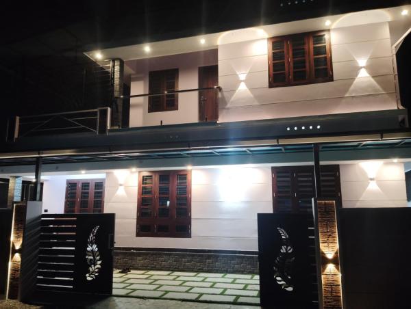 Chillout stay, 予約  North Paravur ニューデリー