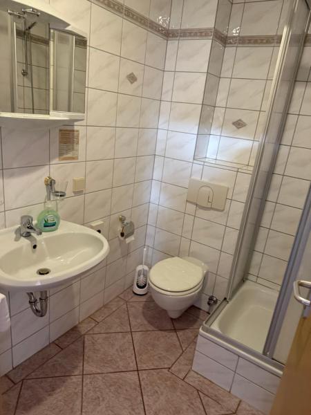 Hotel Leonis, 予約  Aue-Bad Schlema ザクセン州