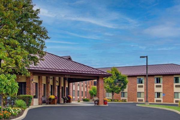 Capital O Amerihost Inn and Suites Fulton Hwy 54 MO, 予約  フルトン ミズーリ州