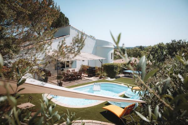 Villa les trois pins, 予約  Venelles カロ