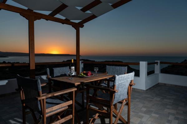 Apartments Kalaitzakis with private pool, 予約 アパートメント Sitia East Crete