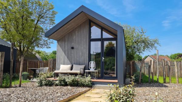 Luxe tinyhouse voor 2 personen met hottub, 予約  Meerssen Heuvelland
