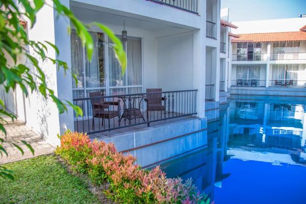 The Covanro Airport Hotel - Katunayake, 予約 ホテル Veyangoda ガンパハ県